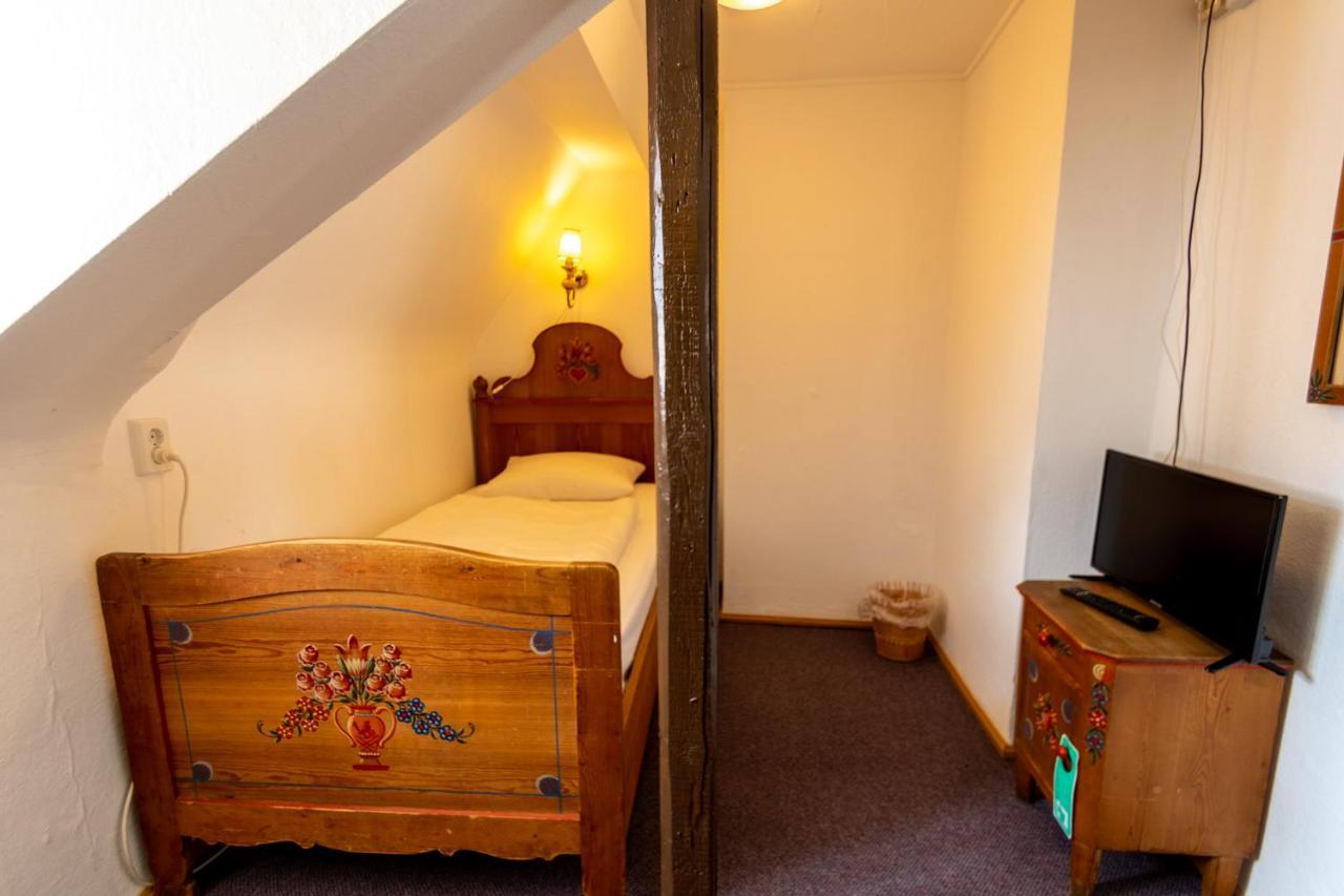 Gaestehaus Am Weissen Turm Rothenburg ob der Tauber Bagian luar foto