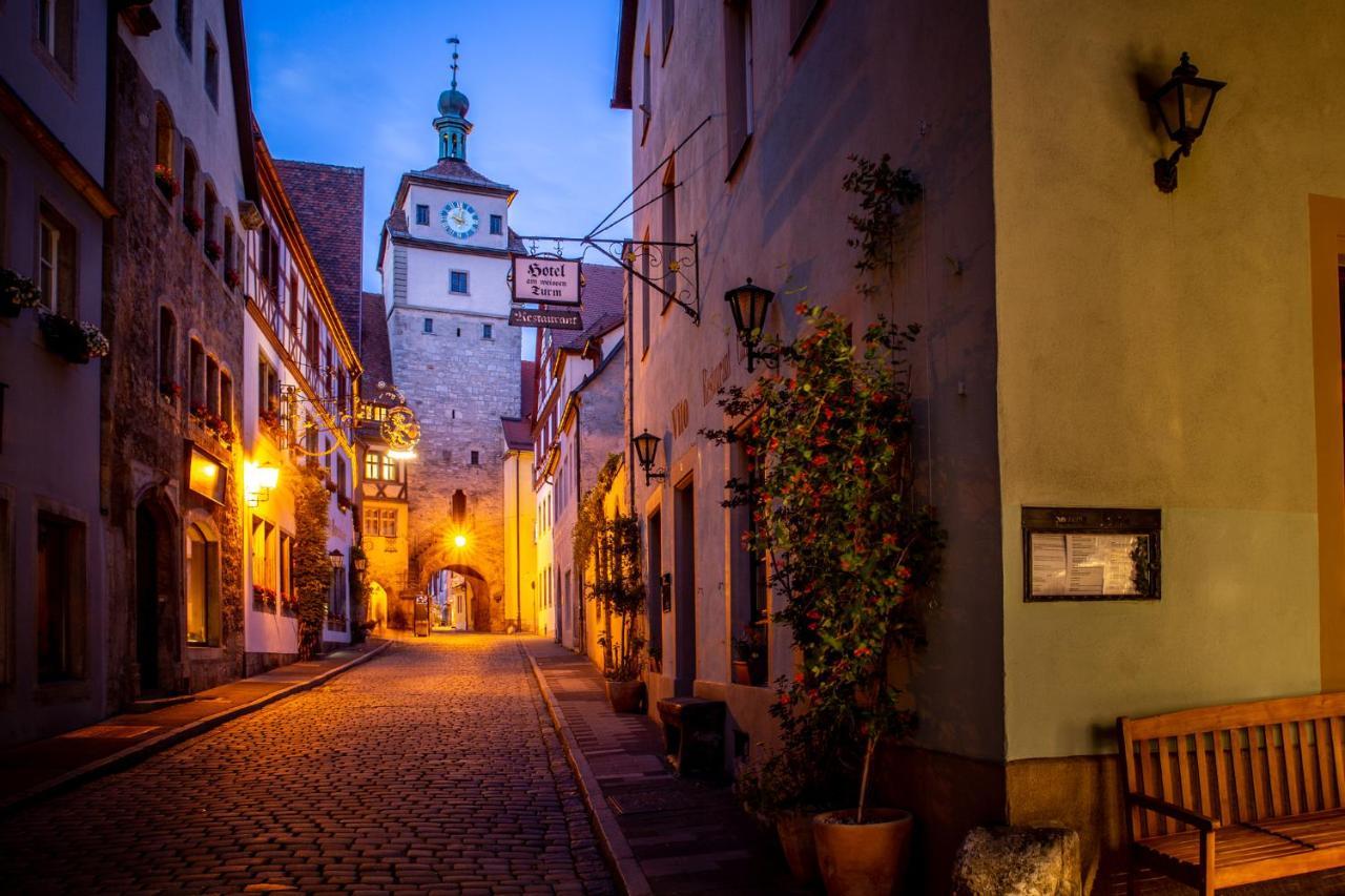 Gaestehaus Am Weissen Turm Rothenburg ob der Tauber Bagian luar foto